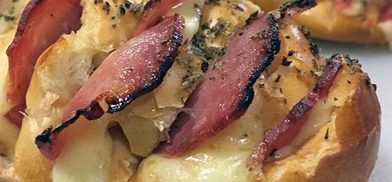 Pão Recheado ao Forno