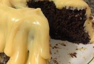 BOLO DE OREO COM COBERTURA DE BRIGADEIRO DE LEITE NINHO