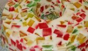 Gelatina com Leite Condensado