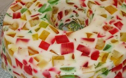 Gelatina com Leite Condensado