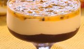 Musse de chocolate com maracujá