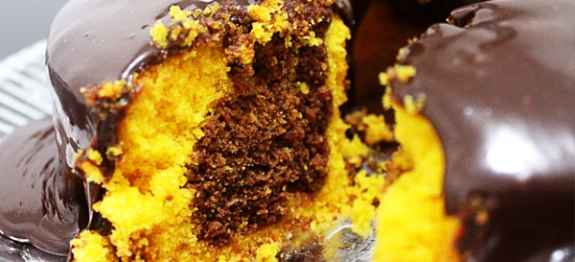 bolo-de-cenoura-mesclado