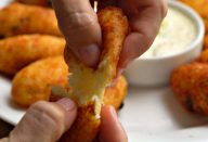 Bolinho de arroz: receita com queijo é fácil