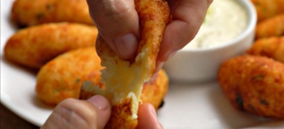 Bolinho de arroz: receita com queijo é fácil