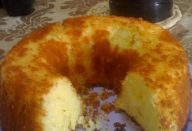 Bolo leva arroz no lugar da farinha de trigo e é sem leite