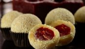 Brigadeiro com recheio de goiabada