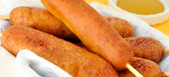 Cachorro quente no palito,