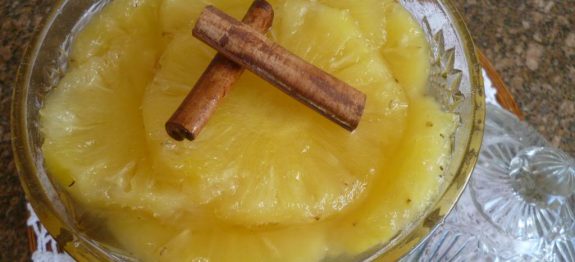 Como fazer abacaxi em calda caseiro receita