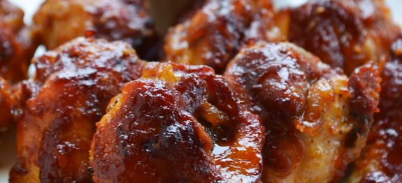 Coxinhas de Frango Assadas com Molho Barbecue