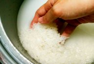 Lavar ou não lavar o arroz antes de cozinhar?