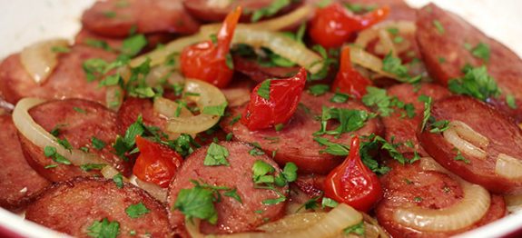Linguiça Flambada na Cachaça