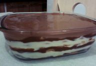 Pavê de Chocolate Preto com Chocolate Branco