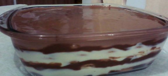 Pavê de Chocolate Preto com Chocolate Branco
