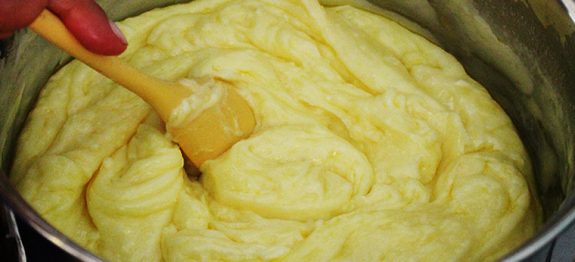 Queijo caseiro pra fazer em 15 minutinhos