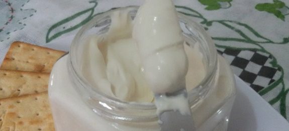 Requeijão Perfeito com 2 Ingredientes