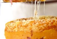 Torta de Pão de Queijo Recheada