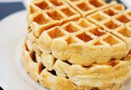 WAFFLES DE PÃO DE QUEIJO
