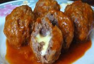 Almôndegas ao molho