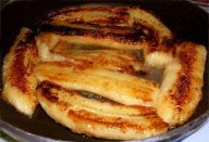 Aprenda a fazer a deliciosa e simples BANANA FLAMBADA! Esta delícia é super fácil de fazer e vai impressionar no sabor! Sirva acompanha de um bola de sorvete de creme e bom apetite!