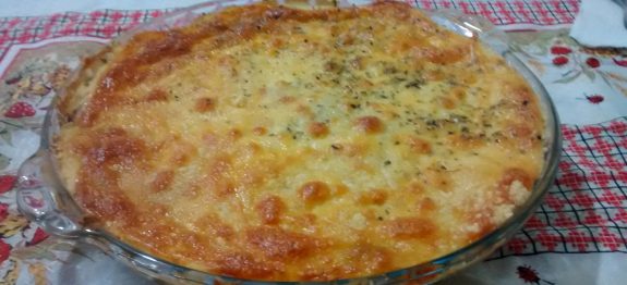 Aprenda a preparar um escondidinho de carne moída delicioso