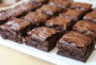 BROWNIE DE NUTELLA COM 3 INGREDIENTES