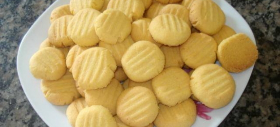 Biscoitos de fubá super fáceis