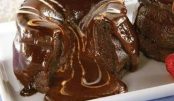 Bolo Vulcão de Chocolate no Microondas