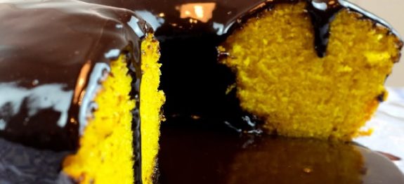 Bolo de Cenoura Rápido de Microondas fácil