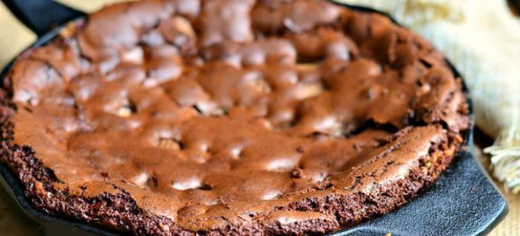 Brownie de tapioca feito na frigideira