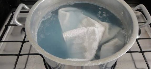 DESENCARDIR ROUPA BRANCA E RETIRAR AMARELADO DE GUARDADO