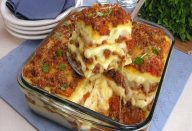 Lasanha com escondidinho de carne moída