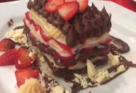 Lasanha de Brigadeiro Branco, Morango e Nutella