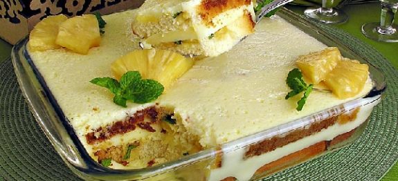 Pavê Mousse de Abacaxi