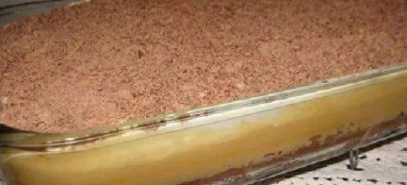 Pavê de Bolacha com Doce de Leite