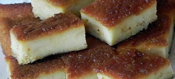 Pudim de Pão e Calda de Caramelo