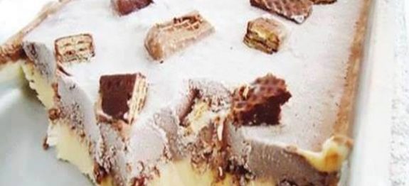 Torta Gelada com Bis