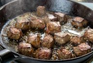 frigideira-fritura-carne-0817-1400×800