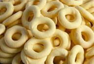 Biscoito de leite Moça