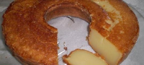 Bolo Mole de Liquidificador