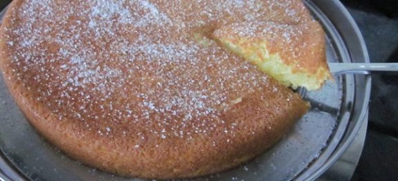 Bolo de Aipim Cremoso de Liquidificador