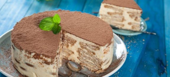 Bolo de bolacha molhadinho