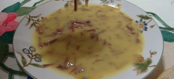 Caldo-de-mandioquinha-com-carne-seca