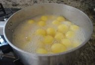 Doce de queijo na calda