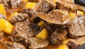 Ensopado de Músculo com Batatas