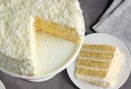 King-Arthur-Coconut-cake-1024×683