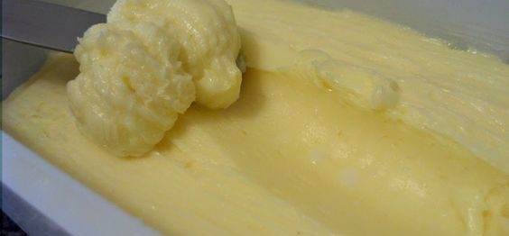 Manteiga caseira fácil pronta em 5 minutos