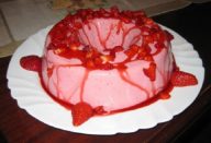 Pudim de Geladeira de Morango