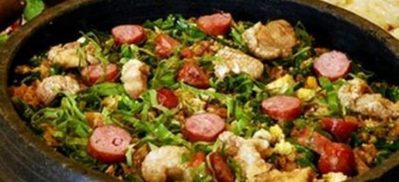 Receita de Feijão tropeiro mineiro