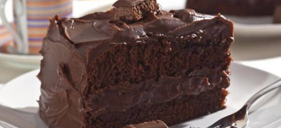 Receita de bolo três chocolates incrível