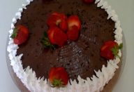 bolo-de-chocolate-facil-para-aniversario